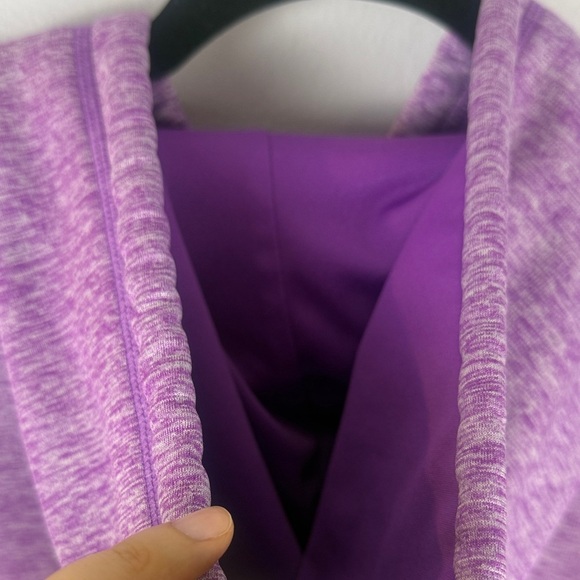 Under Armour Heathered Purple Long Sleeve Hoodie Size Medium - Picture 9 of 9